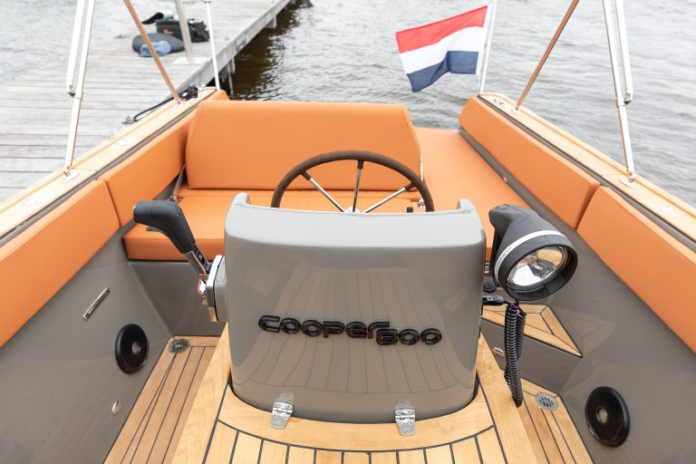 cooper yacht 800