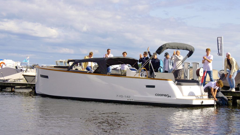 cooper yacht charters powell river